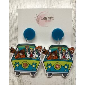 Scooby Doo and The Mystery Crew Earrings NEW